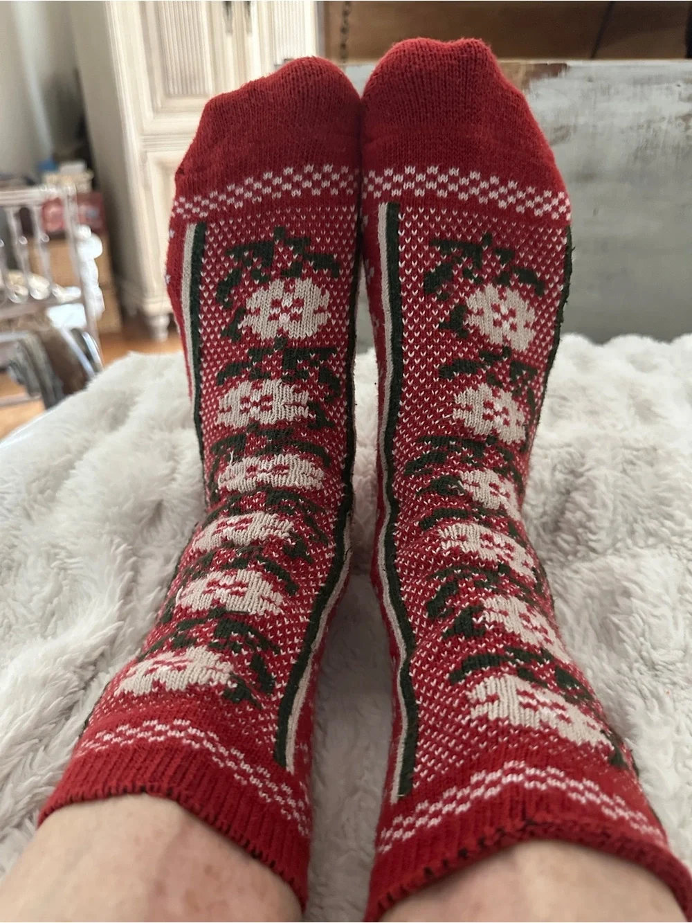 Anthropologie Women’s Red White Nordic Floral Print Socks